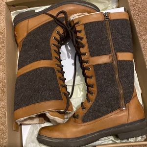 Women’s UGG - Elvia Waterproof Tall boot - Size 8